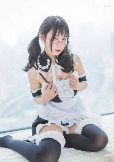 漂亮的邻居2在线观看