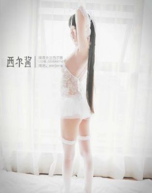 翁莹情乱办公室激情