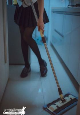 图书馆的女朋