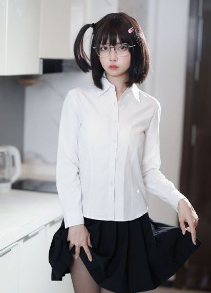 热夜性派对