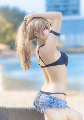 善良的女秘书的目